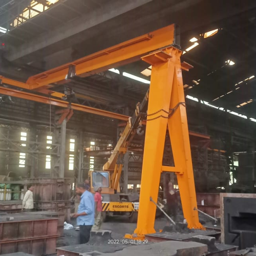 semi goliath crane